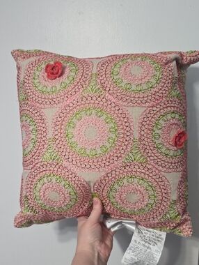 Jessica Simpson Pink & Green Crochet Circle Accent Pillow